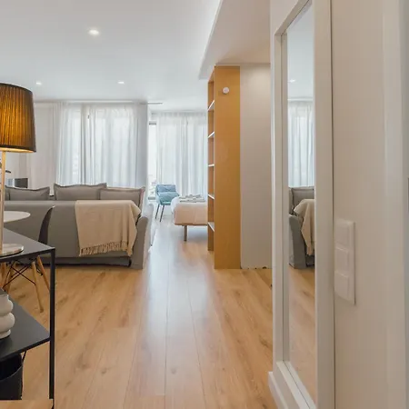Bright By Vacationy Appartement
